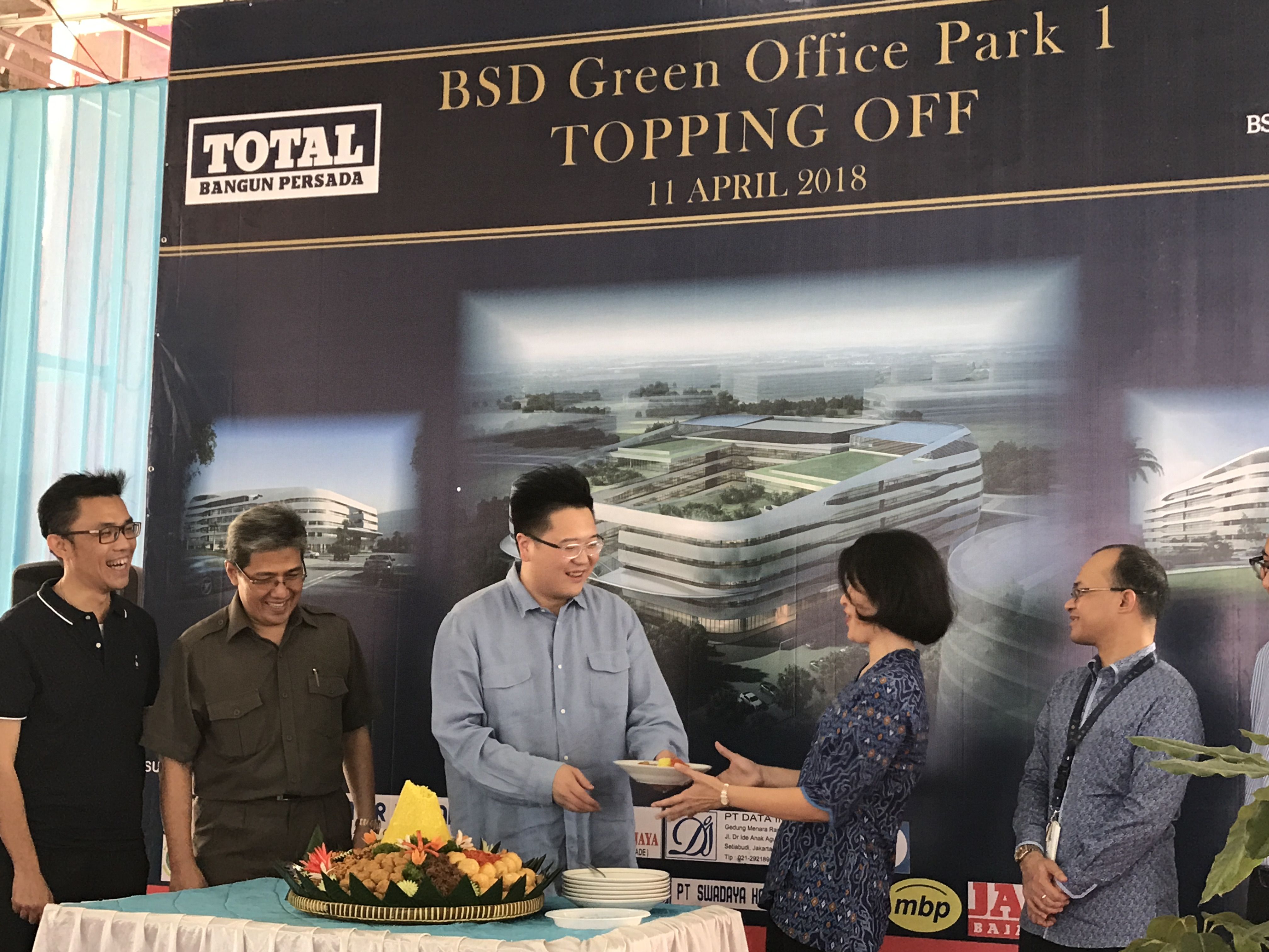 Topping Off BSD Green Office Park 1