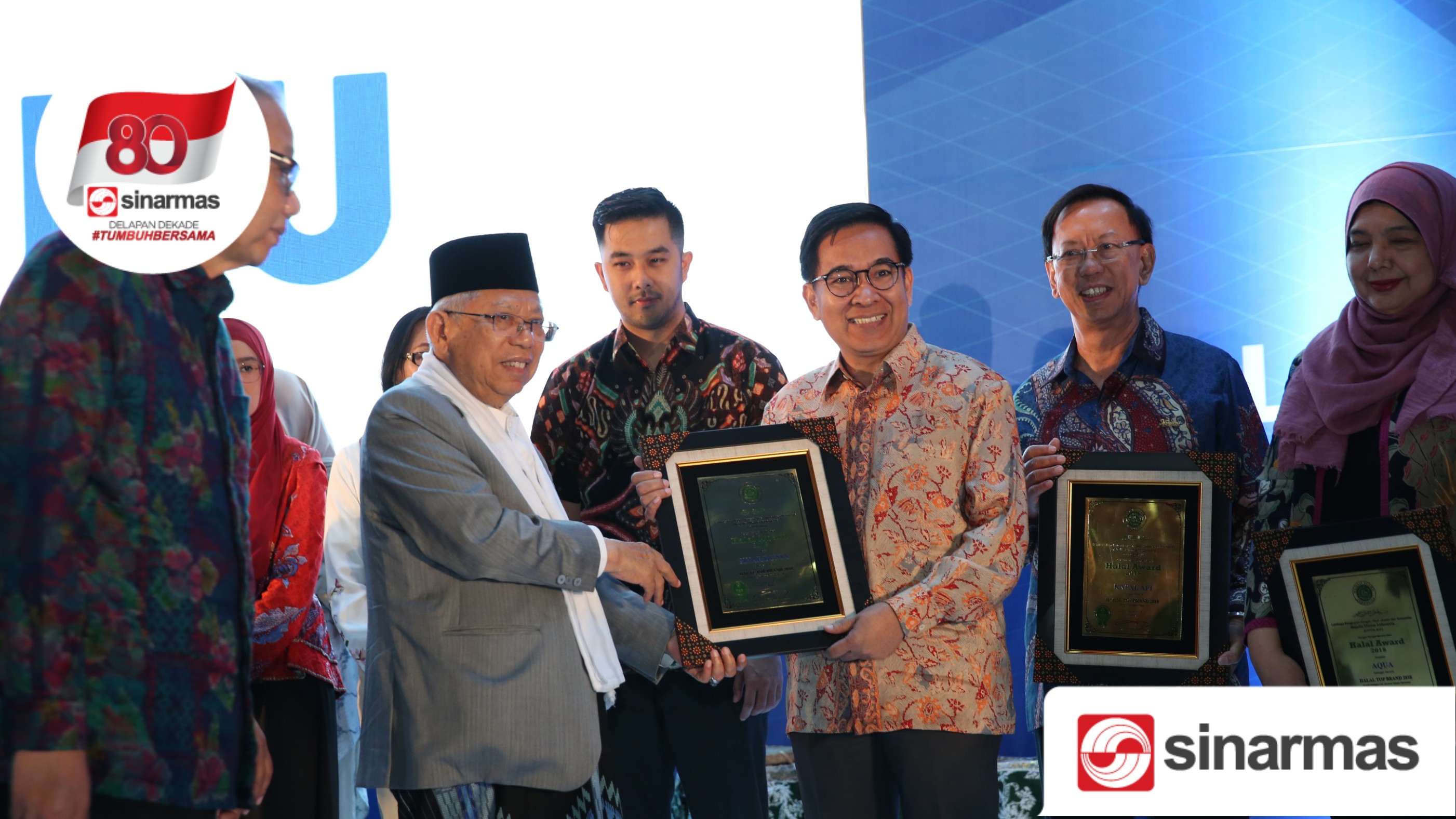 Produk APP Sinar Mas Raih Halal Top Brand Award 2018 – Sinar Mas