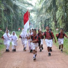 Menerjemahkan Filosofi Eka Tjipta Lewat Jalur Pendidikan